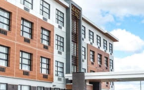 Гостиница Quality Inn Sept-Iles  Сет-Иль